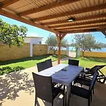 Seaside House Turanj, Biograd - 23650 בית נופש *