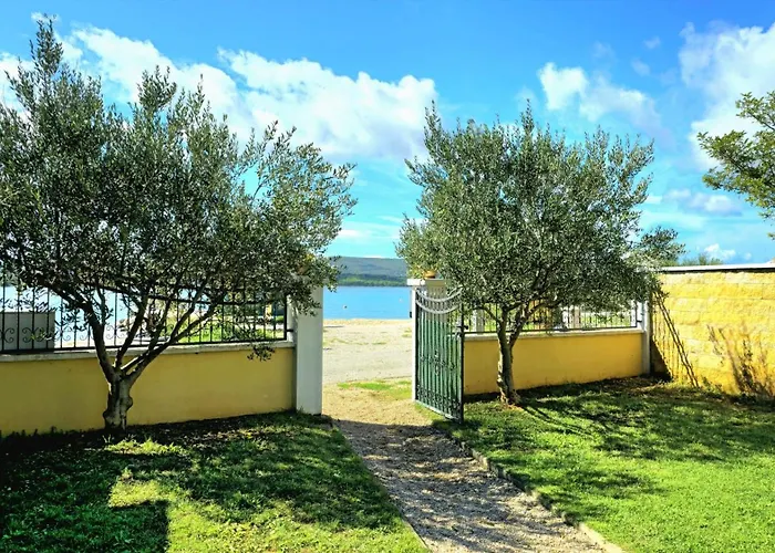 Seaside House Turanj, Biograd - 23650 Hébergement de vacances Turanj